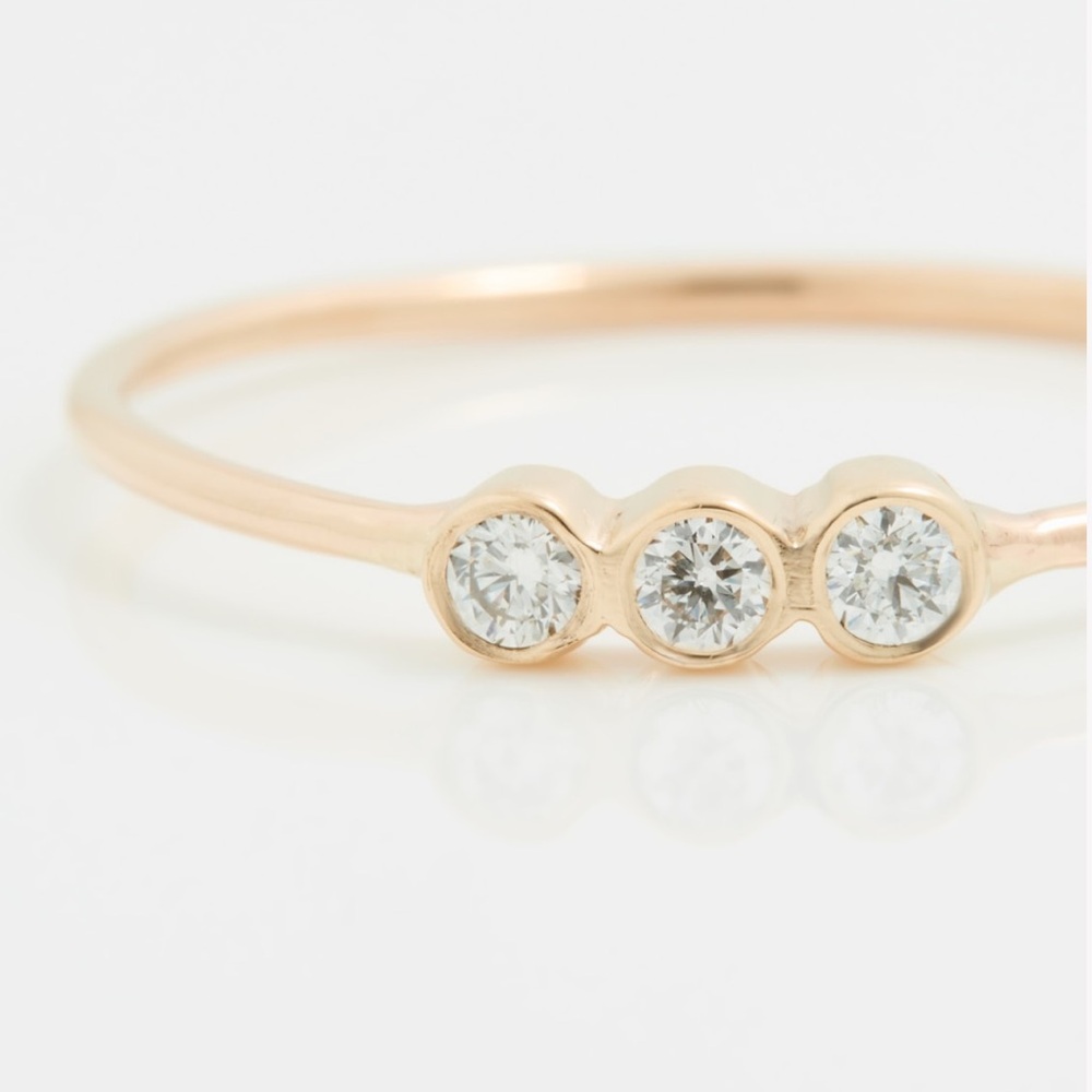 NEW, ZOE CHICCO THREE DIAMOND GOLD BAND RING!